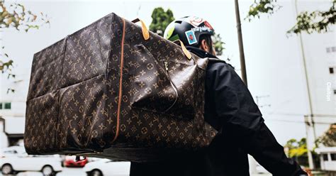 louis vuitton delivery times